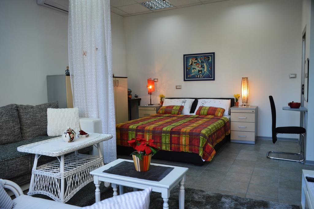 Studio Two Roses Apartment Split Bagian luar foto