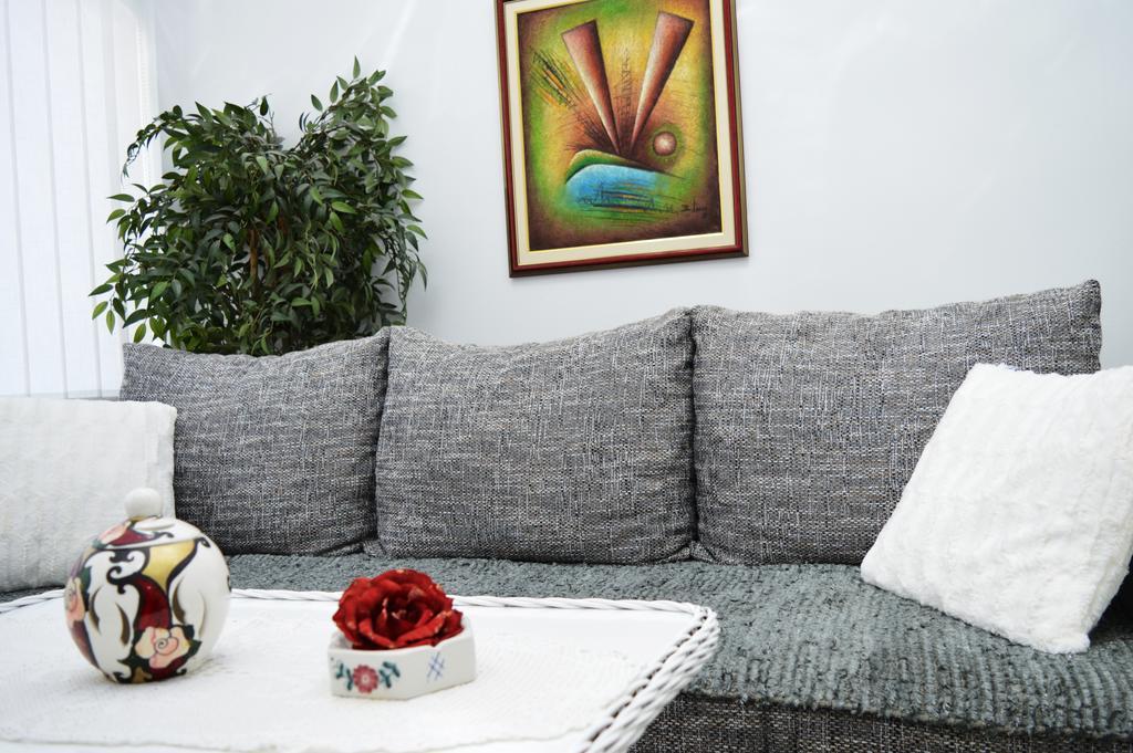 Studio Two Roses Apartment Split Bagian luar foto