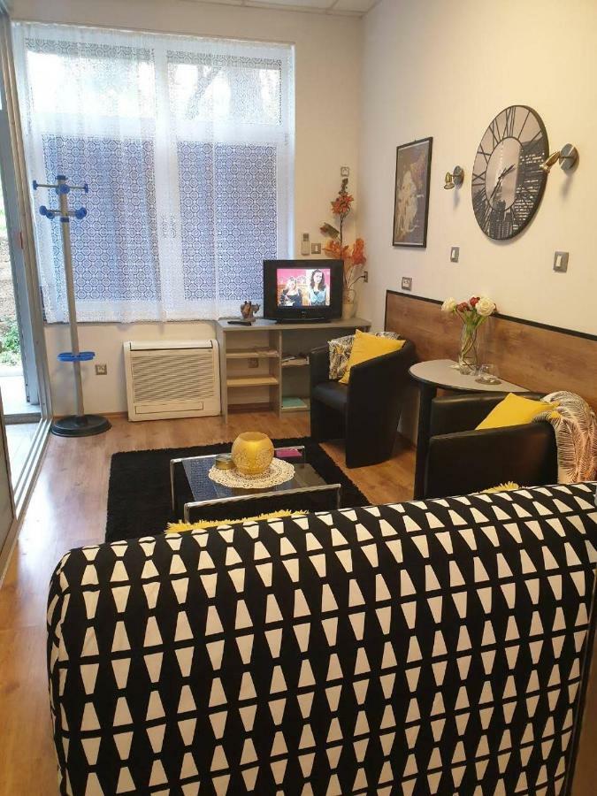 Studio Two Roses Apartment Split Bagian luar foto